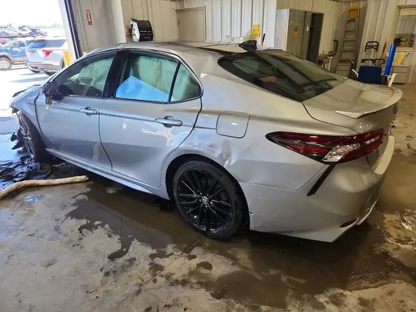 4T1K61BK5RU126027 2024 TOYOTA CAMRY - Image 2