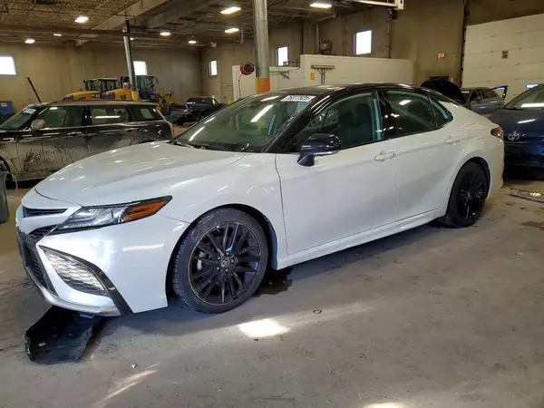 4T1K61BK6NU068259 2022 TOYOTA CAMRY - Image 1