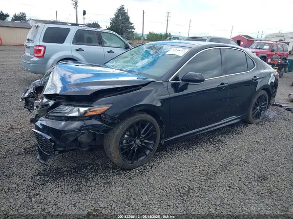 4T1K61BK6NU068584 2022 TOYOTA CAMRY - Image 2