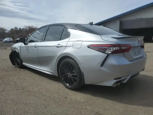 4T1K61BK6RU118289 2024 TOYOTA CAMRY - Image 2
