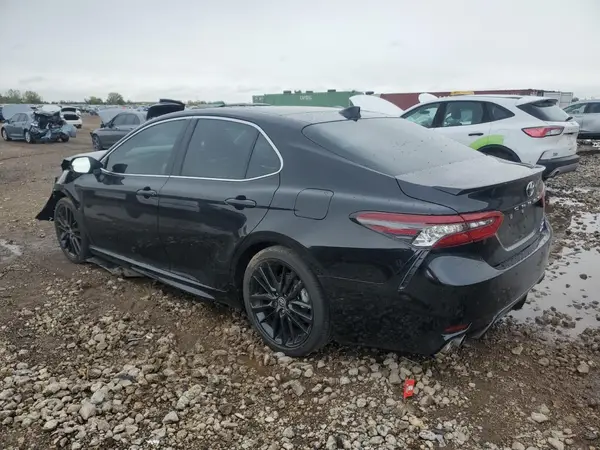4T1K61BK6RU131687 2024 TOYOTA CAMRY - Image 2