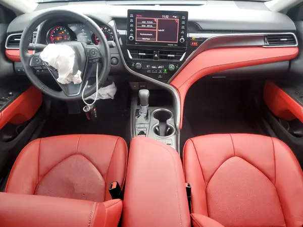 4T1K61BK6RU131687 2024 TOYOTA CAMRY - Image 8