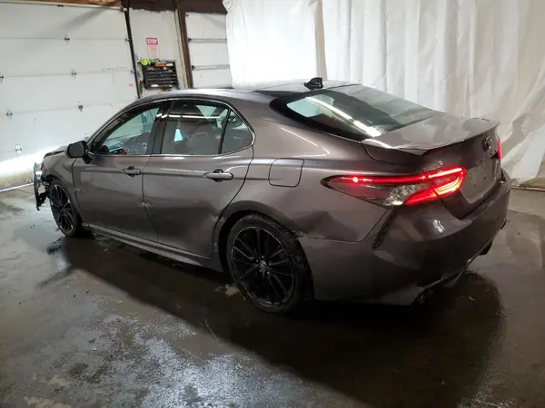 4T1K61BK7MU026360 2021 TOYOTA CAMRY - Image 2