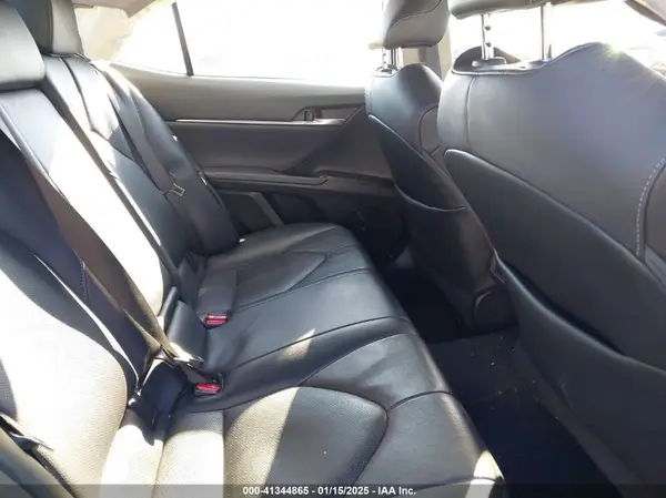 4T1K61BK7MU031588 2021 TOYOTA CAMRY - Image 8