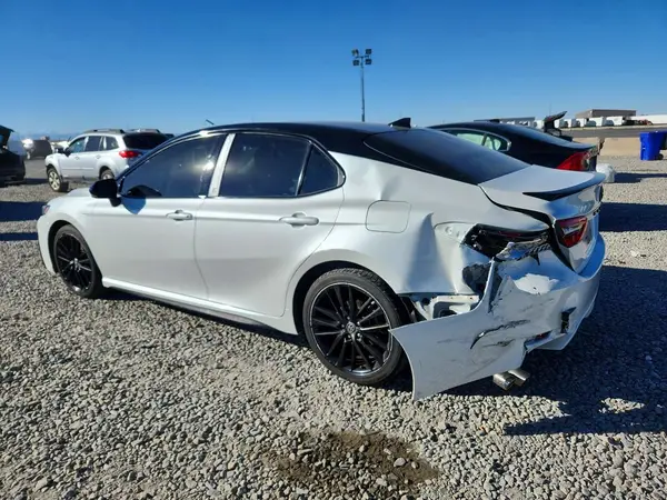 4T1K61BK7MU036290 2021 TOYOTA CAMRY - Image 2