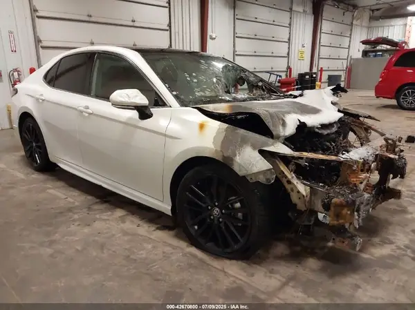 4T1K61BK7RU113456 2024 TOYOTA CAMRY - Image 1