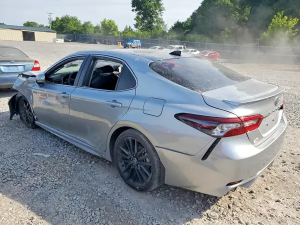 4T1K61BK7RU117555 2024 TOYOTA CAMRY - Image 2