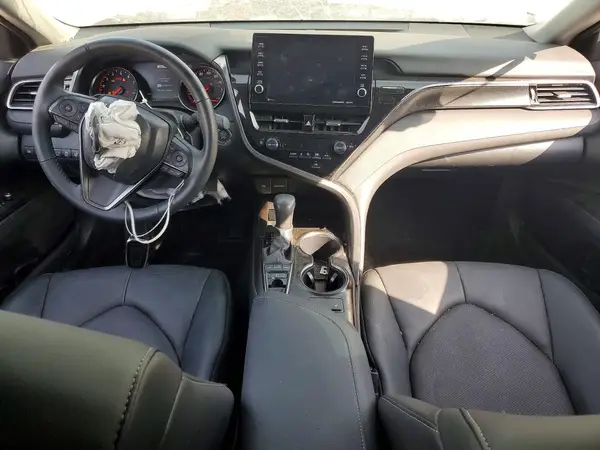 4T1K61BK7RU117555 2024 TOYOTA CAMRY - Image 8