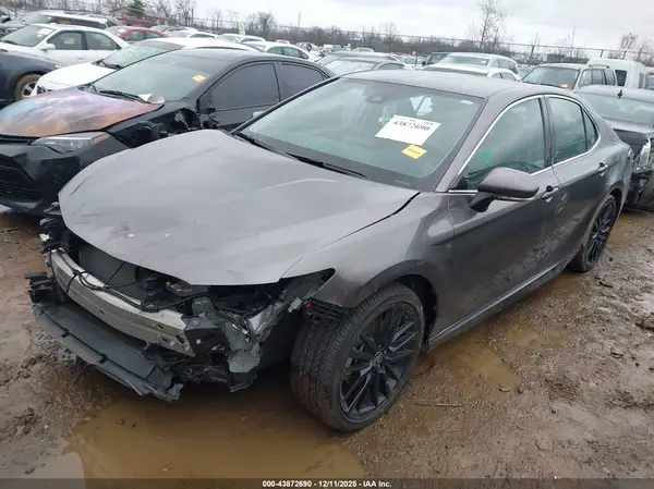 4T1K61BK7RU127549 2024 TOYOTA CAMRY - Image 2