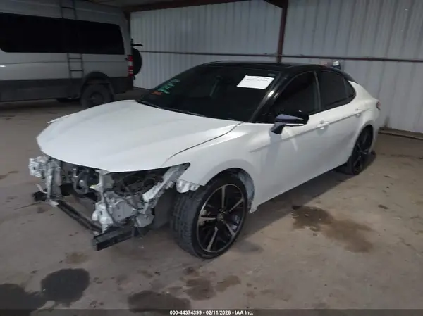 4T1K61BK8LU014359 2020 TOYOTA CAMRY - Image 2