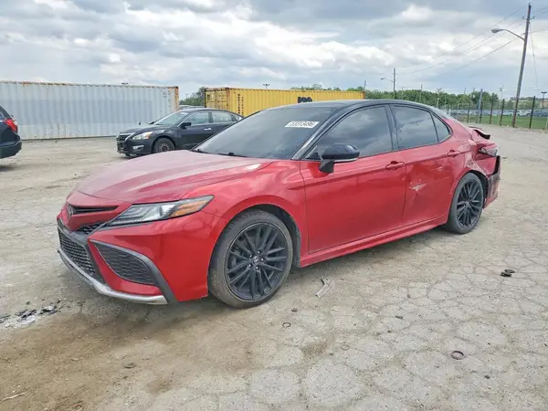 4T1K61BK8MU021393 2021 TOYOTA CAMRY - Image 1