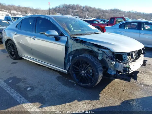4T1K61BK8MU023838 2021 TOYOTA CAMRY - Image 1