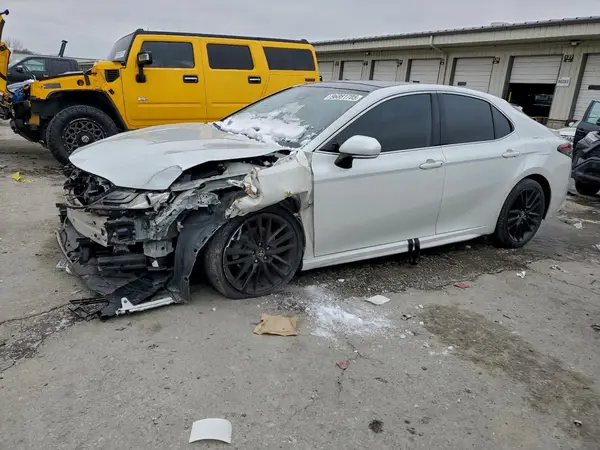 4T1K61BK8MU024262 2021 TOYOTA CAMRY - Image 1