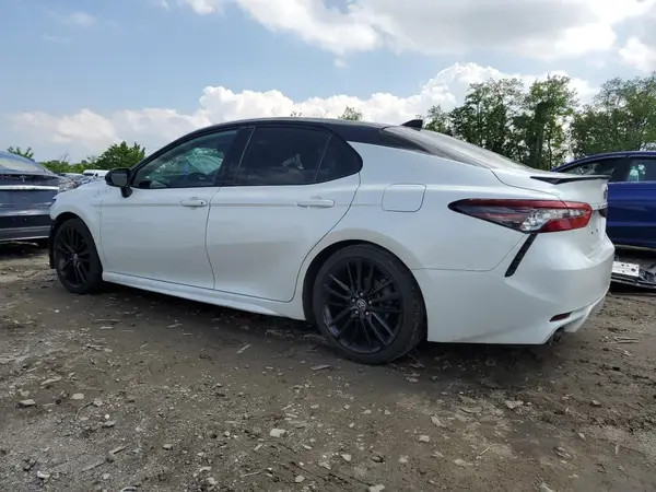 4T1K61BK8MU035360 2021 TOYOTA CAMRY - Image 2