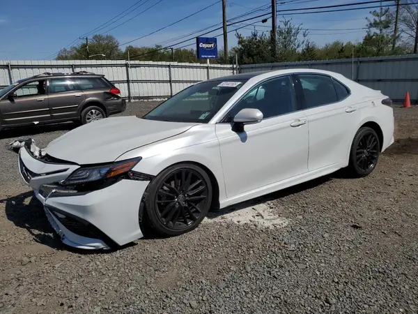4T1K61BK8MU041837 2021 TOYOTA CAMRY - Image 1