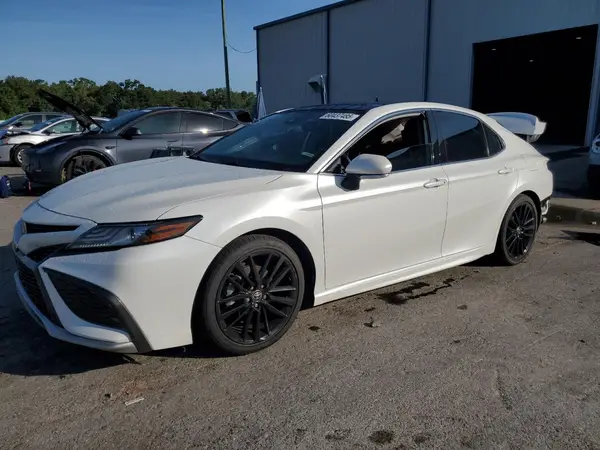 4T1K61BK8MU044074 2021 TOYOTA CAMRY - Image 1