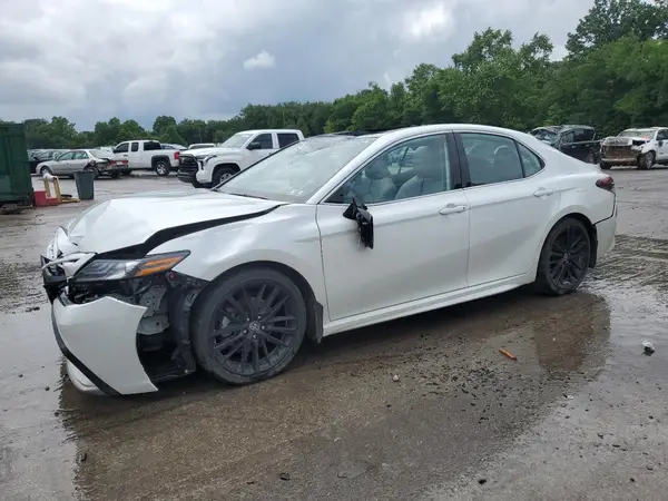 4T1K61BK8RU118097 2024 TOYOTA CAMRY - Image 1