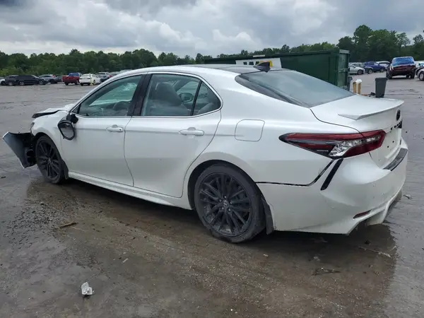 4T1K61BK8RU118097 2024 TOYOTA CAMRY - Image 2