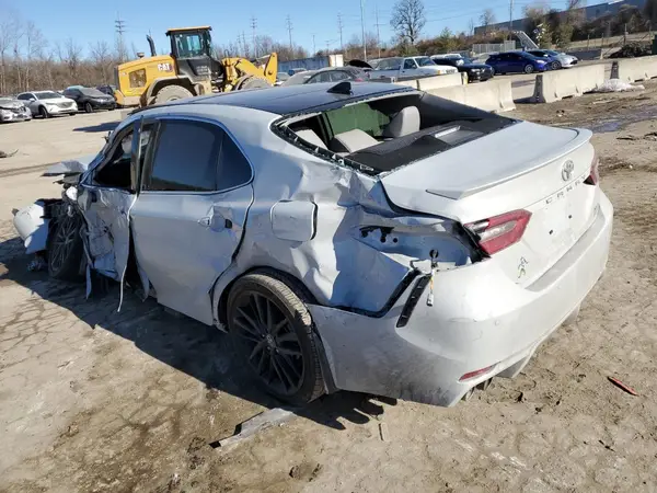 4T1K61BK8RU129486 2024 TOYOTA CAMRY - Image 2