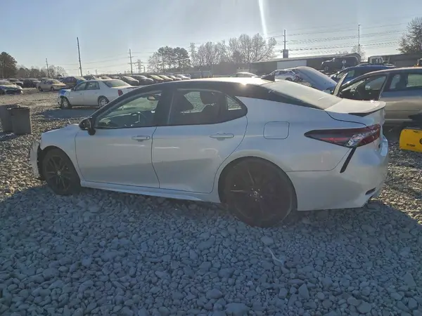 4T1K61BK9MU042995 2021 TOYOTA CAMRY - Image 2