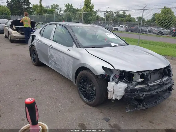 4T1K61BK9RU122398 2024 TOYOTA CAMRY - Image 1