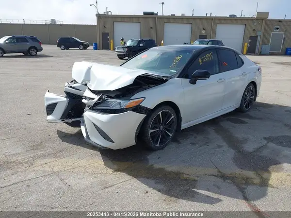 4T1K61BKXLU008630 2020 TOYOTA CAMRY - Image 2