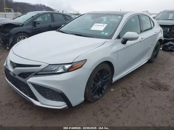 4T1K61BKXPU084564 2023 TOYOTA CAMRY - Image 2