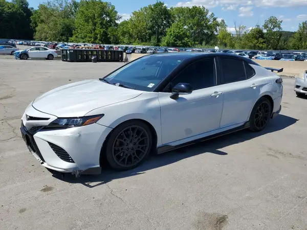 4T1KZ1AK0MU052405 2021 TOYOTA CAMRY - Image 1