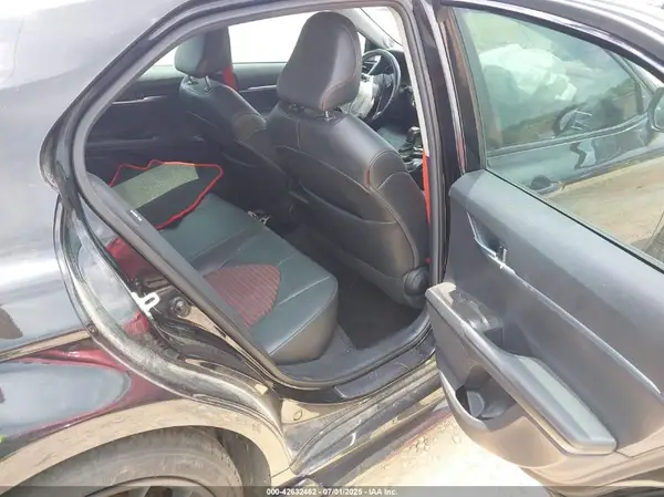 4T1KZ1AK0MU056776 2021 TOYOTA CAMRY - Image 8