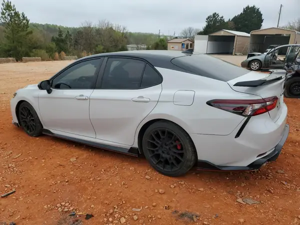 4T1KZ1AK0MU057118 2021 TOYOTA CAMRY - Image 2