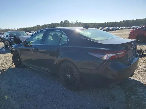 4T1KZ1AK0NU063339 2022 TOYOTA CAMRY - Image 2