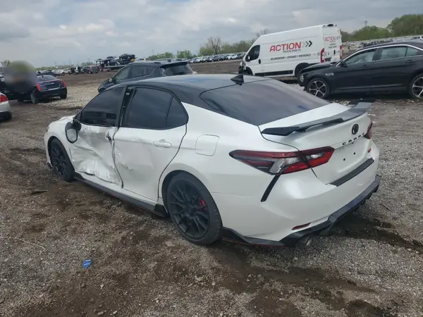 4T1KZ1AK0NU063776 2022 TOYOTA CAMRY - Image 2
