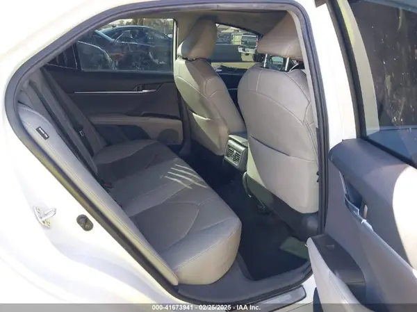 4T1KZ1AK0NU064491 2022 TOYOTA CAMRY - Image 8