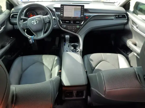4T1KZ1AK0NU069397 2022 TOYOTA CAMRY - Image 8