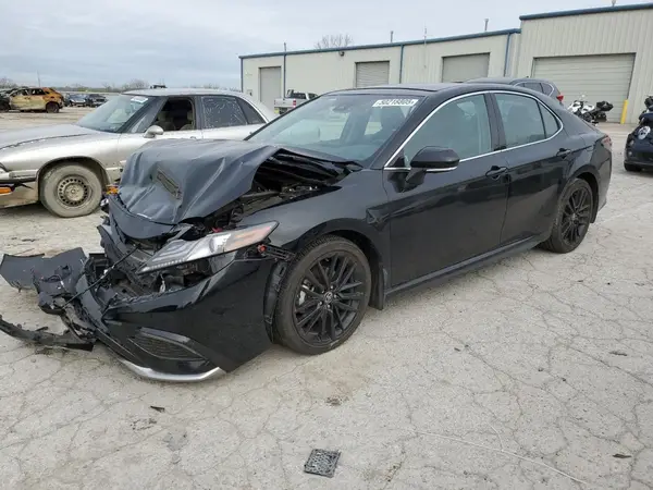 4T1KZ1AK0PU075090 2023 TOYOTA CAMRY - Image 1