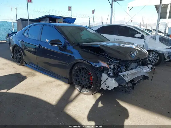 4T1KZ1AK1MU048329 2021 TOYOTA CAMRY - Image 1