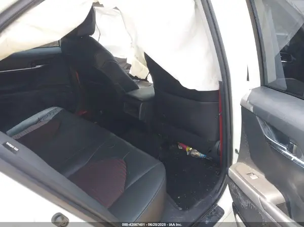 4T1KZ1AK1MU050131 2021 TOYOTA CAMRY - Image 8