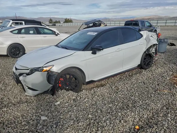 4T1KZ1AK1MU053045 2021 TOYOTA CAMRY - Image 1