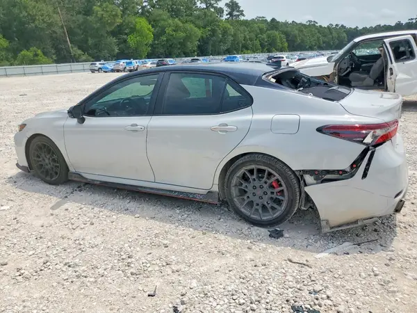 4T1KZ1AK1MU053725 2021 TOYOTA CAMRY - Image 2