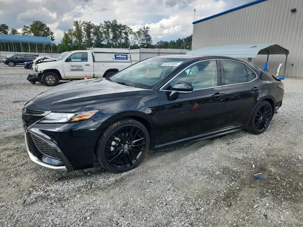 4T1KZ1AK1MU058102 2021 TOYOTA CAMRY - Image 1
