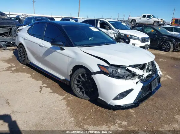 4T1KZ1AK1PU075552 2023 TOYOTA CAMRY - Image 1