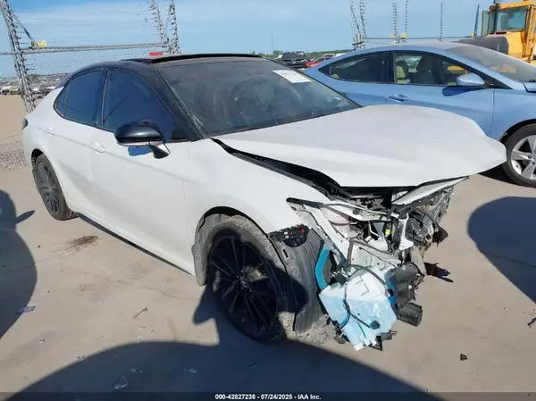 4T1KZ1AK1PU076992 2023 TOYOTA CAMRY - Image 1