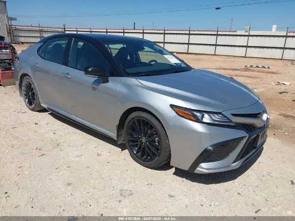 4T1KZ1AK1PU082565 2023 TOYOTA CAMRY - Image 1