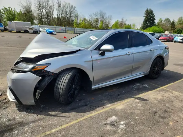 4T1KZ1AK1RU089518 2024 TOYOTA CAMRY - Image 1