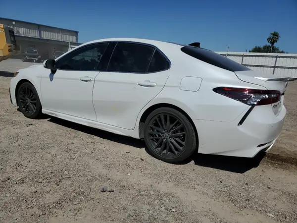 4T1KZ1AK1RU089695 2024 TOYOTA CAMRY - Image 2