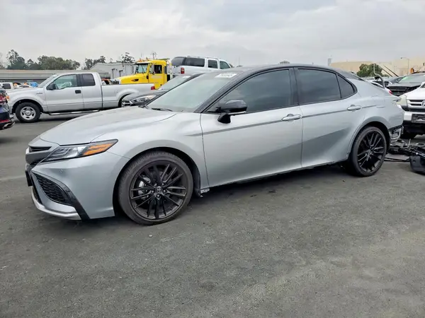 4T1KZ1AK1RU094301 2024 TOYOTA CAMRY - Image 1
