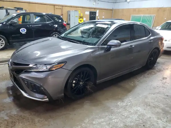 4T1KZ1AK1RU099823 2024 TOYOTA CAMRY - Image 1