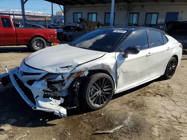 4T1KZ1AK1RU100176 2024 TOYOTA CAMRY - Image 1