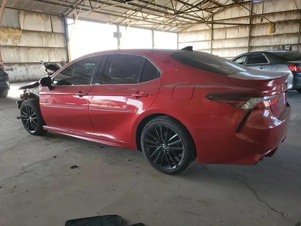 4T1KZ1AK2MU048064 2021 TOYOTA CAMRY - Image 2