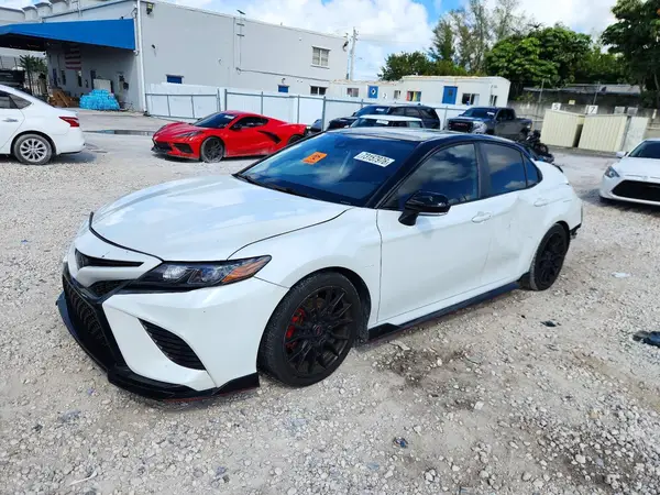 4T1KZ1AK2MU048288 2021 TOYOTA CAMRY - Image 1